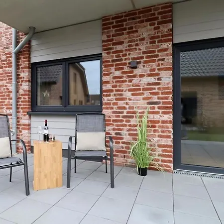 Herz Von 2 Mit Garten Und Sauna Kellenhusen